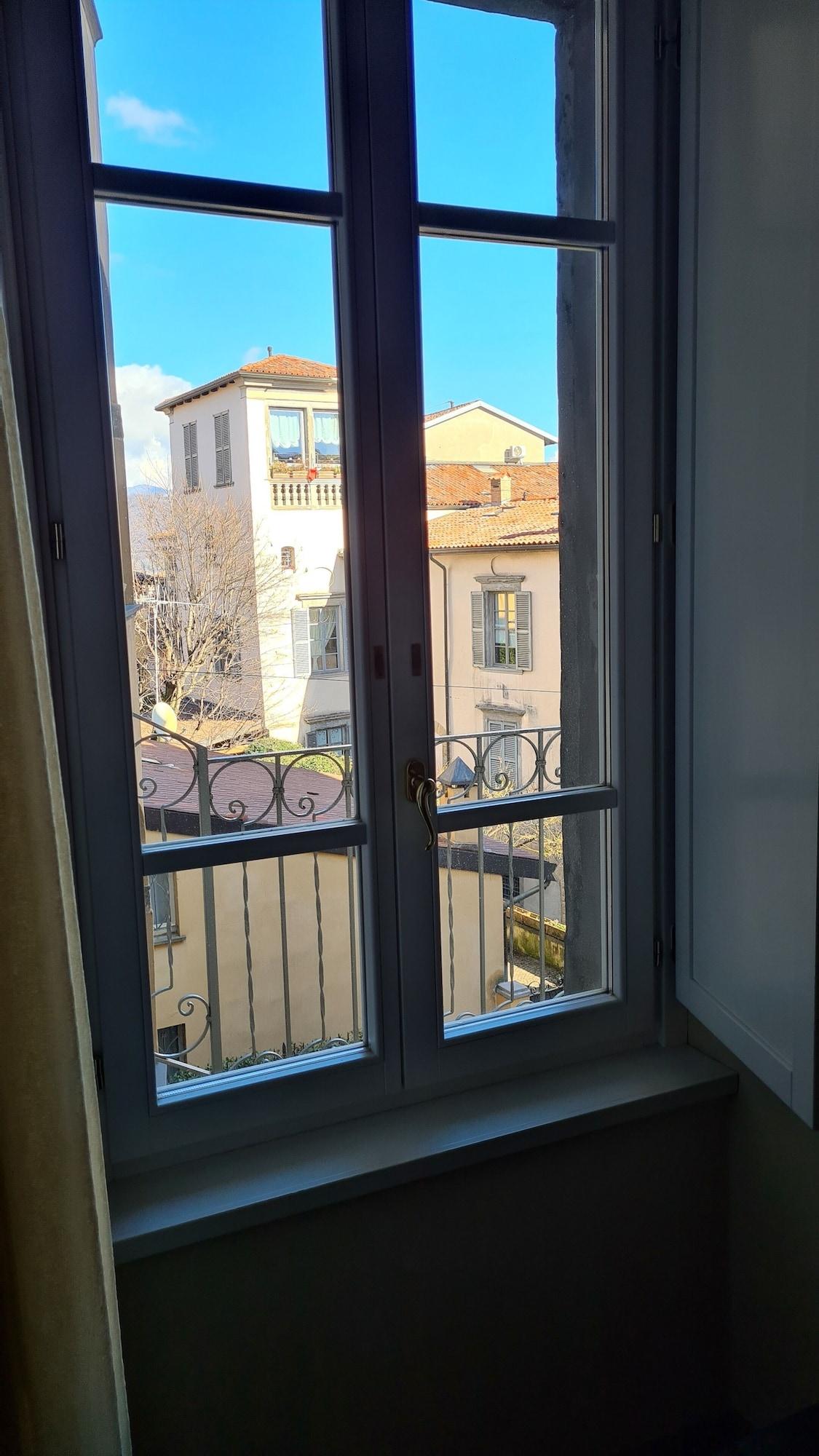 Piazza Vecchia Hotel